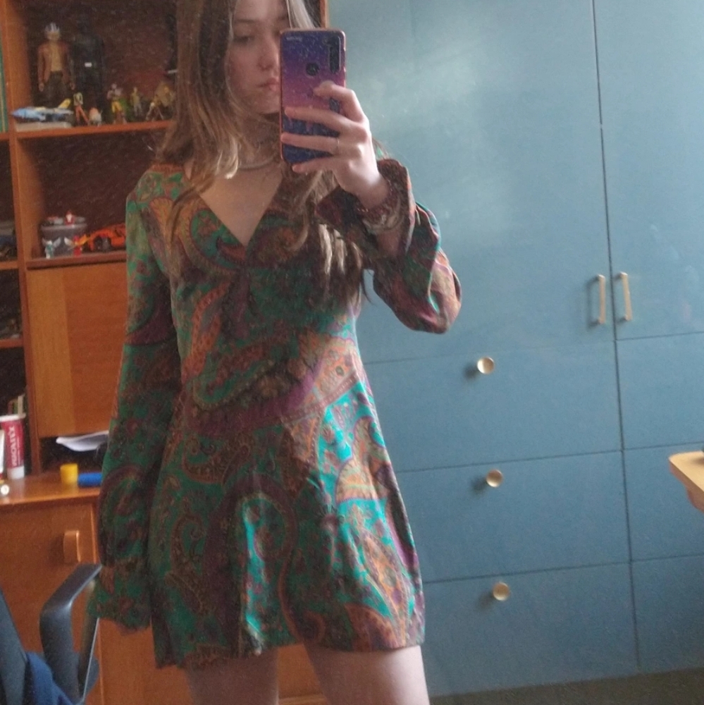 Short dress